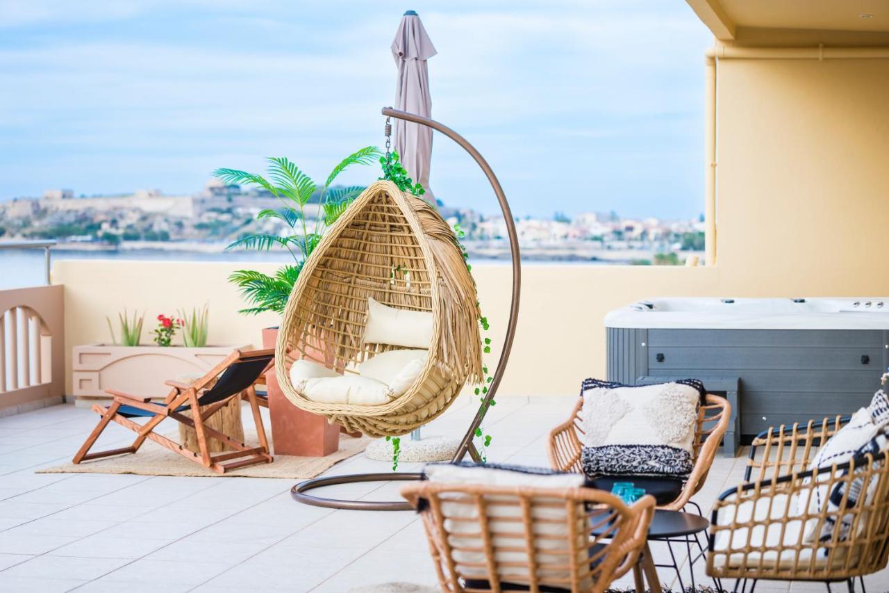 Thea - Rooftop Seaview Jacuzzi Apartment *